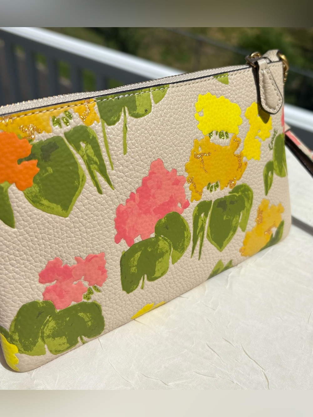COACH Willow Tote Bag 24 With Embossed Floral Print & Matching Wallet CC389 - Picture 13 of 15